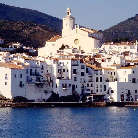 Апартаменты Tres Bel *